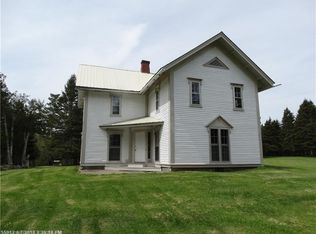 14 Brewer Rd, Robbinston, ME 04671