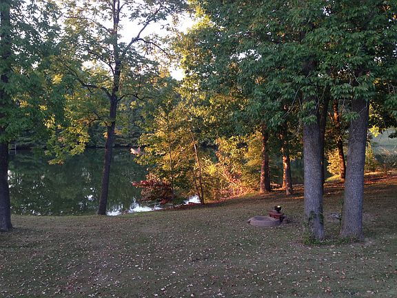 5th image of 175 Pebble Ln
