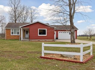 201 Center St, Edmore, MI 48829