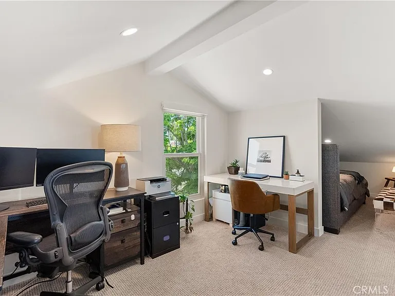 617 1/2 Acacia Ave — Photo 21