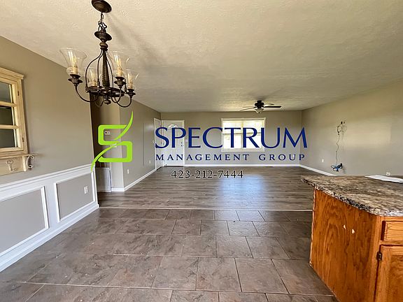 4th image of 4860 Brookview Dr
