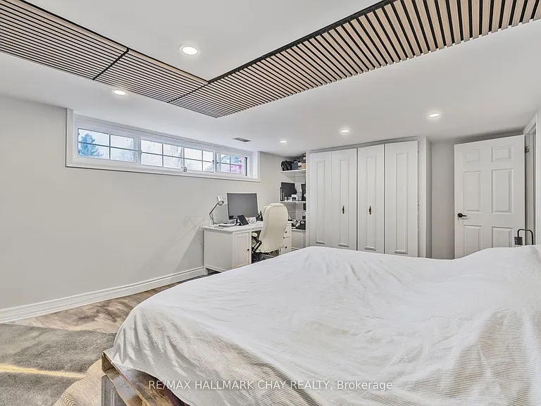 69 Richardson Dr #LOWER — Photo 8
