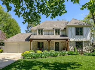 11909 Manor Rd, Leawood, KS 66209