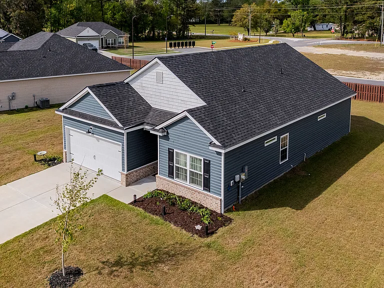203 Glick Way — Photo 33