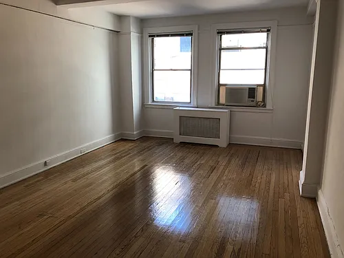 150 E 39th St #1405 Photo 1