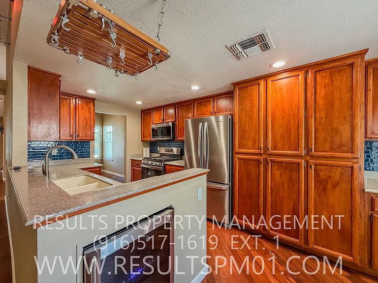 9524 Kellingworth Ct — Photo 12