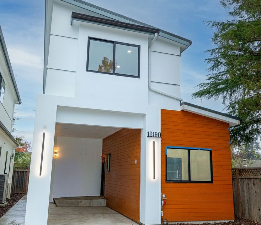 1st image of 16190 Camino Del Sol