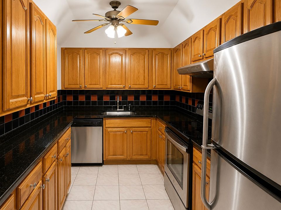 1st image of 3730 NW 88th Ave APT 147