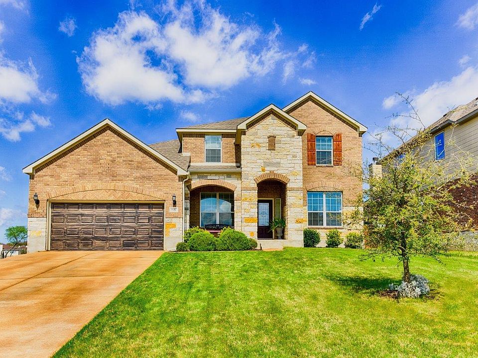 1st image of 807 Olive Ln