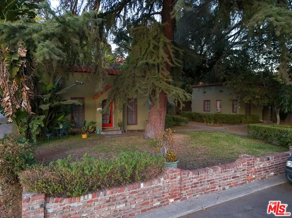 451 E Sacramento St, Altadena, CA 91001