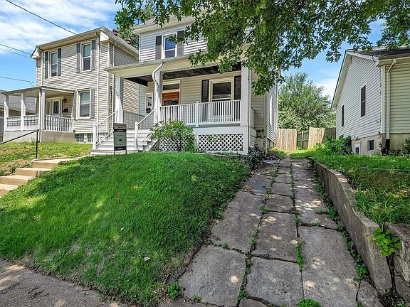 3rd image of 3627 Commonwealth Ave