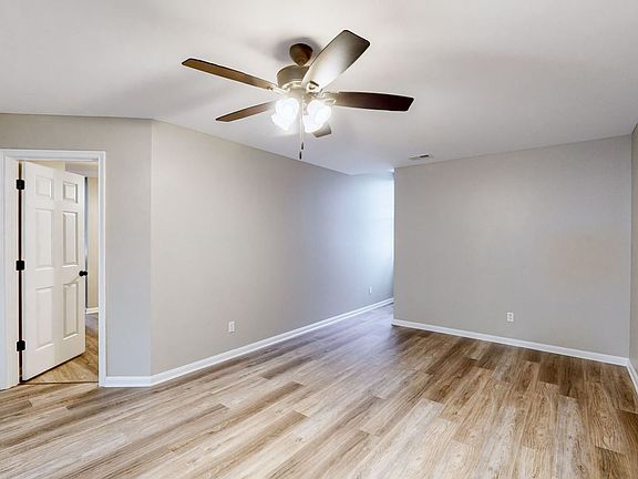 2nd image of 101 Manor Ave APT 205