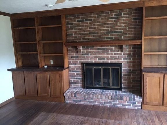3rd image of 612 Tara Oaks Dr