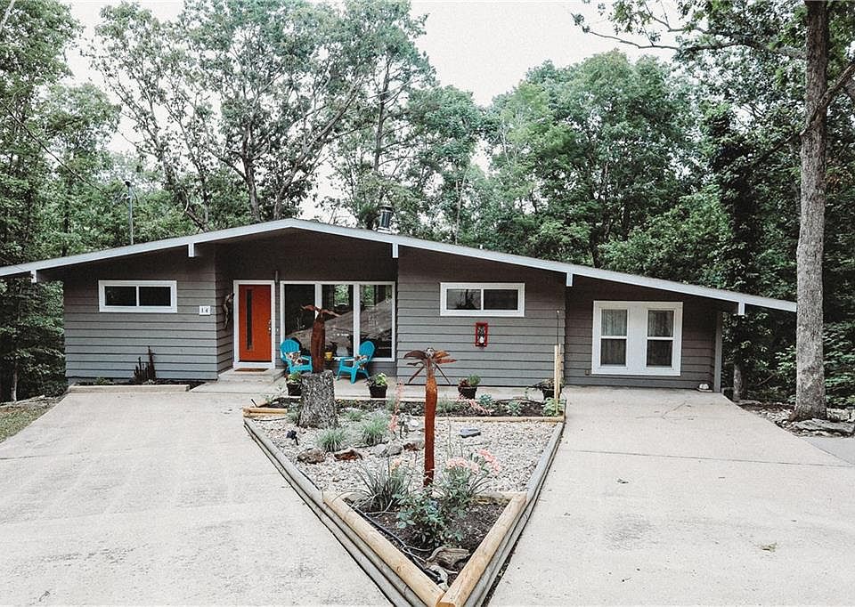 1st image of 14 Spencer Ln