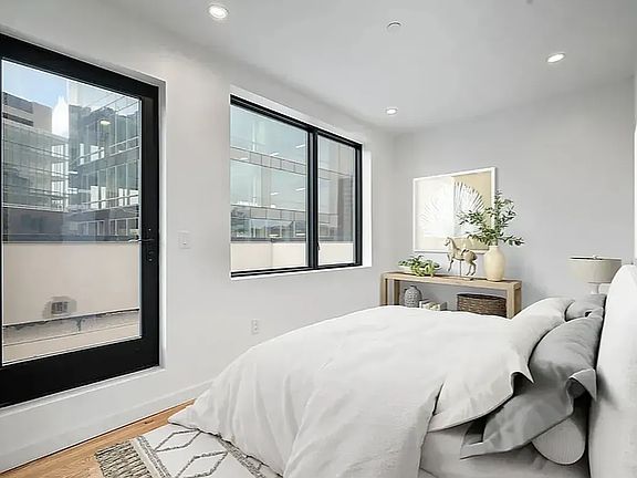 4th image of 463 W 125th St #Penthouse B