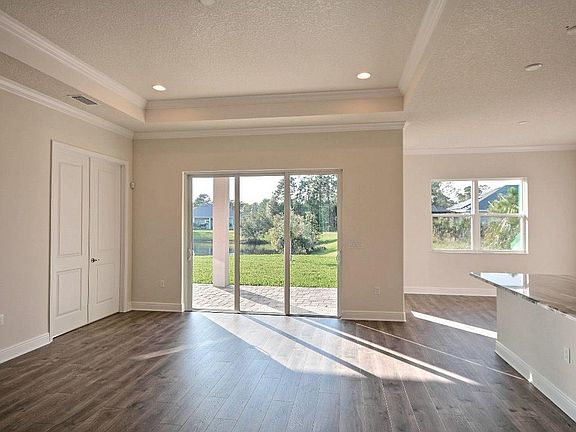4th image of 5932 Sequoia Cir