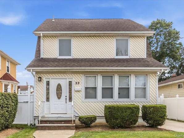 (undisclosed Address), Hempstead, NY 11550