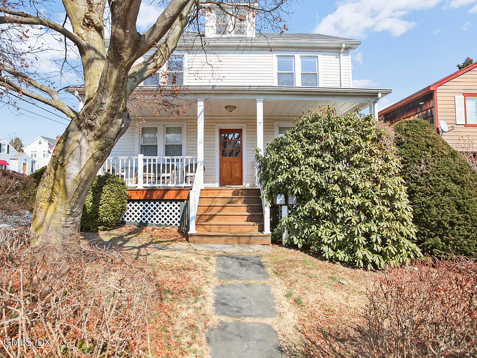 1st image of 7 Smith St S