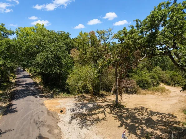 4554 County Road 426, Marquez, TX 77865