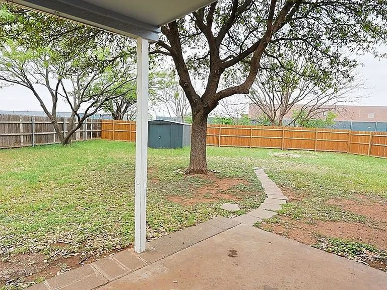 1710 Bob White Ct — Photo 22