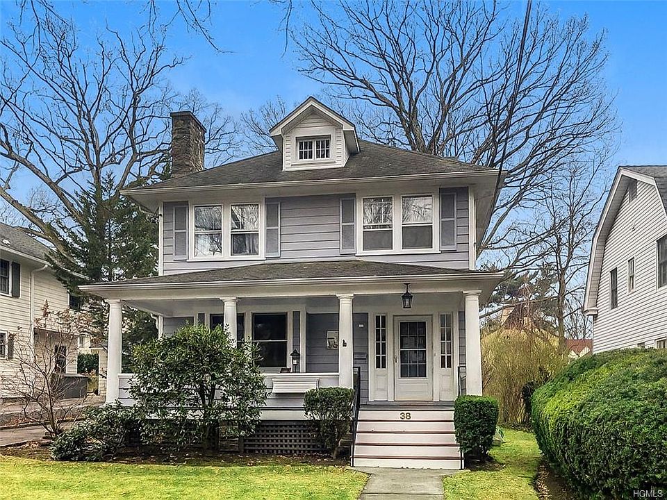 1st image of 38 Wendt Ave