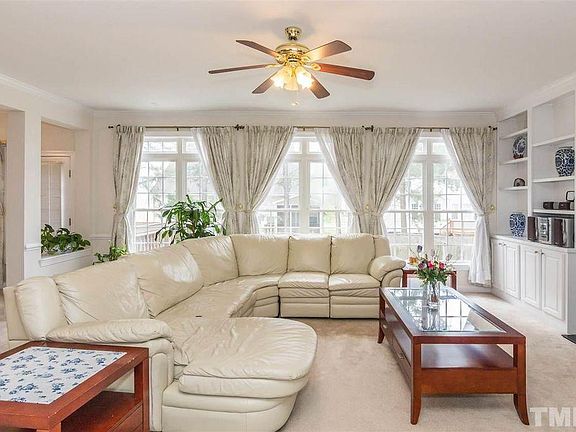 5th image of 4809 Dutchess Ln #1