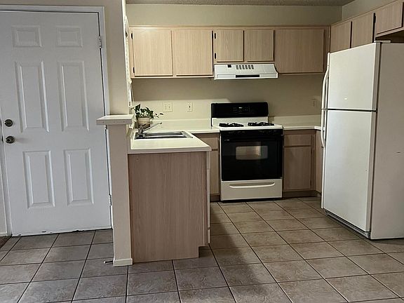 4th image of 321 Inger Dr Unit G-67