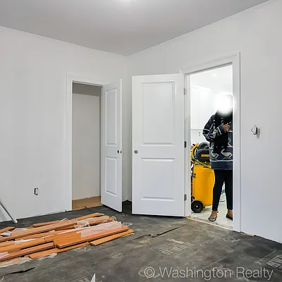 Rented by Washington Realty Corp. | media 2