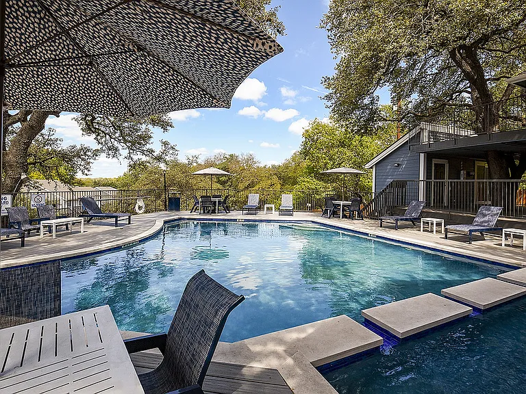 Sparkling Pool