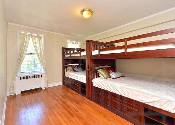 4th image of 511 W 232nd St APT W53