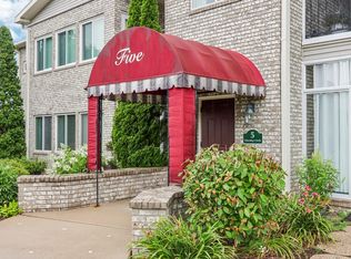 5 Cherokee Cir Unit 204, Madison, WI 53704