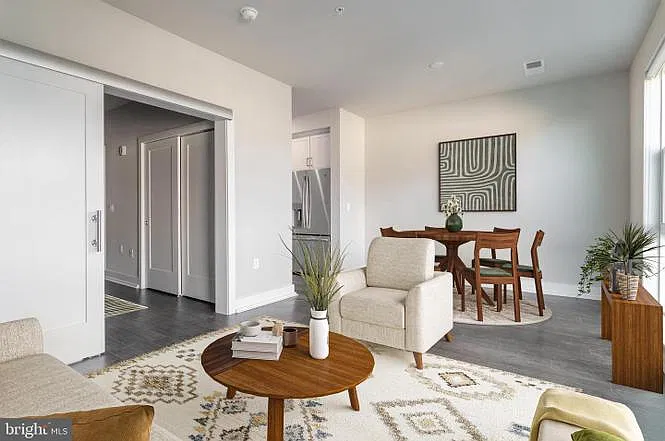 1800 Mount Vernon Ave #302