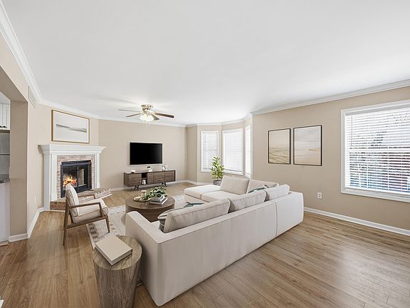 4th image of 1141 Ashford Ln