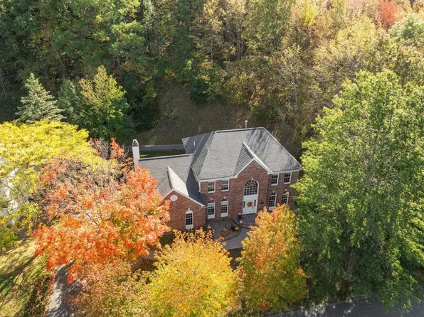 45 Rosemont Dr, North Andover, MA 01845