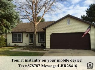 5501 W Creekside Ct, McHenry, IL 60050