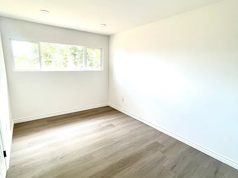 1154 Gould St #A — Photo 6