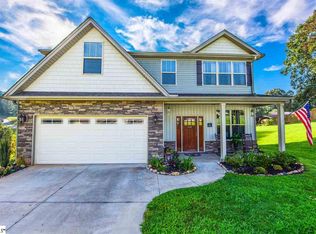 140 Hawkcrest Ct, Travelers Rest, SC 29690