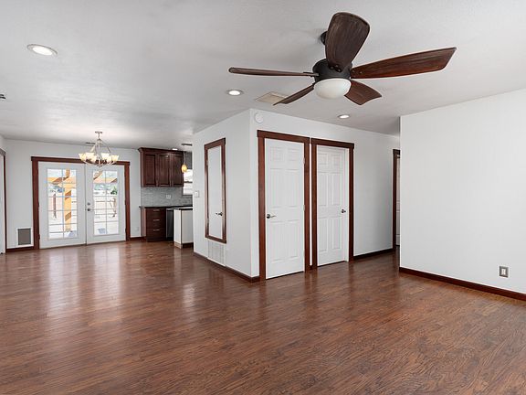 5th image of 1725 Alpha Rd SE