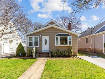 2049 Chestnut Street, Baldwin, NY, 11510