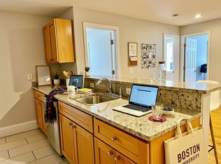 68 Egmont St APT 2, Brookline, MA 02446