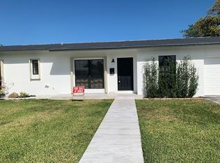 18551 SW 93rd Ave, Cutler Bay, FL 33157