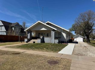 512 N Main St, Macksville, KS 67557