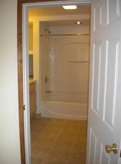 Master Bd Bathroom