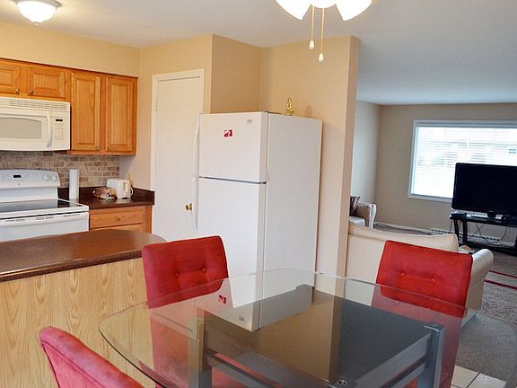 4th image of 21 Sunnyslope Dr