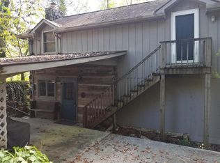 123 Lowe Ln, Jacksboro, TN 37757