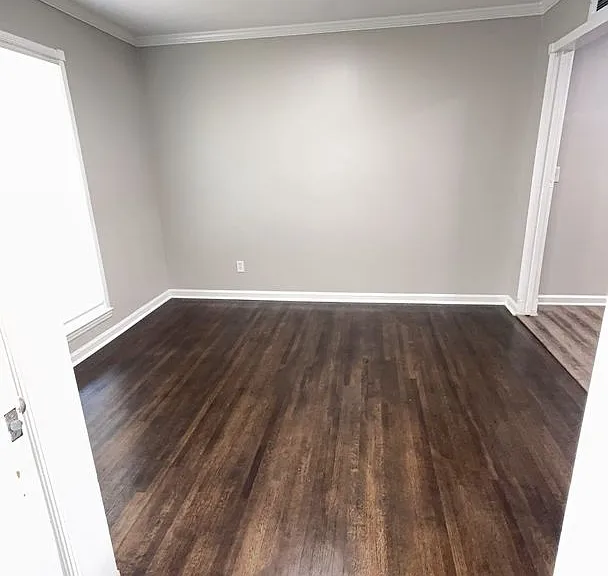 1732 Colebrook Ave — Photo 4