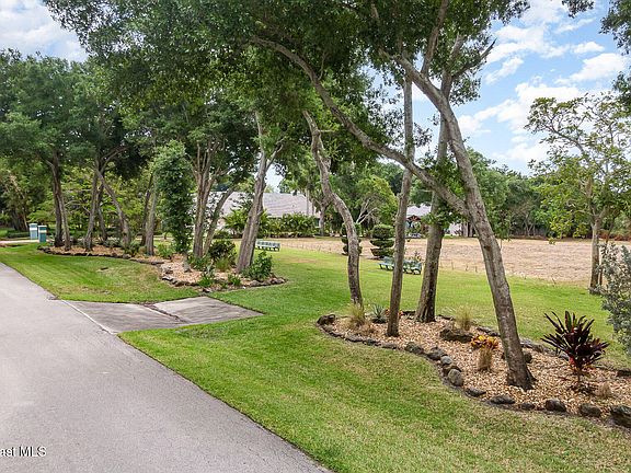 2nd image of 155 Hacienda Dr