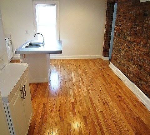 5th image of 654 City Park Ave #B