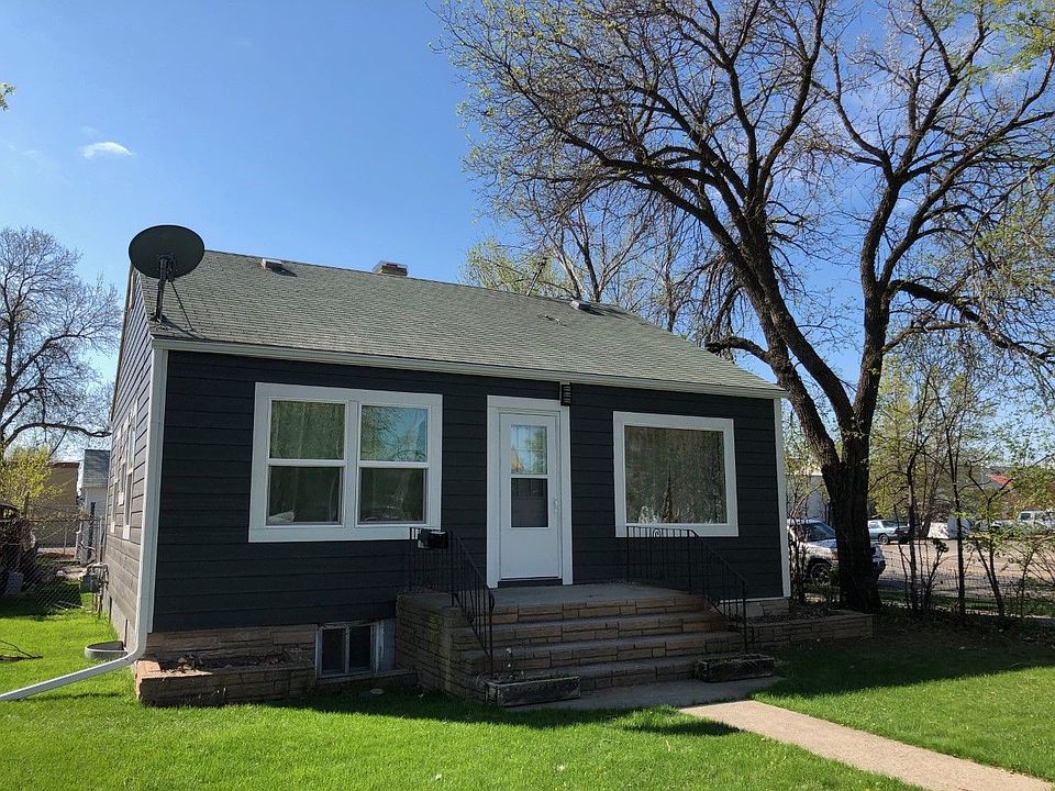 1st image of 2222 6th Ave N #2