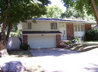 1167 23rd St, West Des Moines, IA 50266